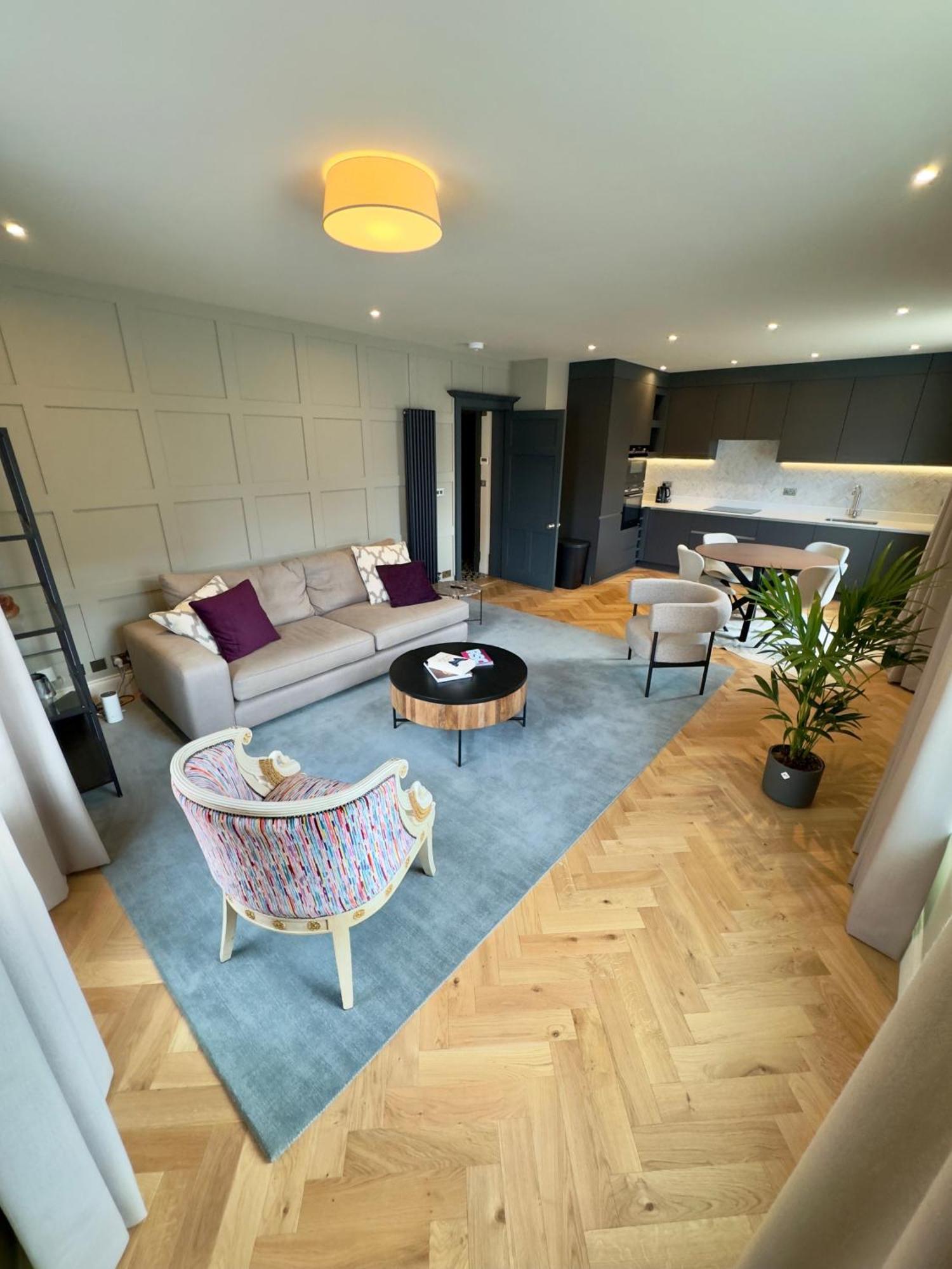 Macbeths Corner High End Luxury Apartment In Centre With Parking Stratford-upon-Avon Exterior foto